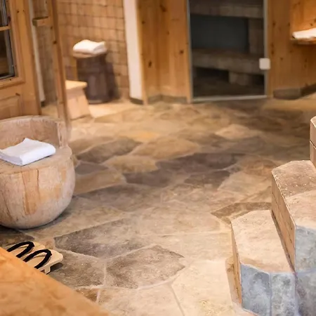 بيت للعطل Chesarina Chalet *