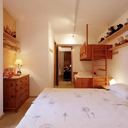 Chesarina Chalet لا بانت شاموس سي إتش
