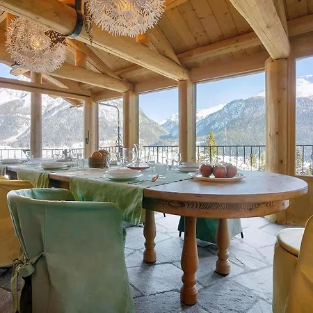 Chesarina Chalet بيت للعطل