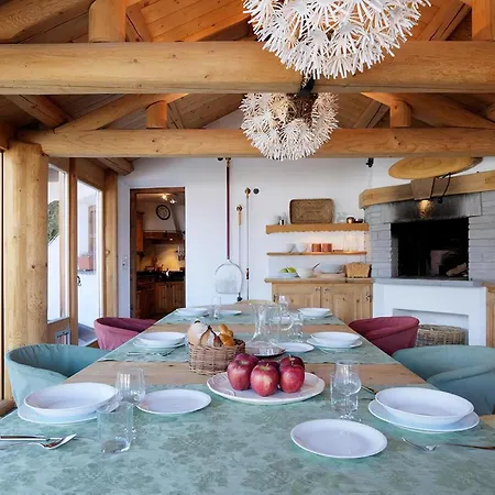 بيت للعطل Chesarina Chalet لا بانت شاموس سي إتش