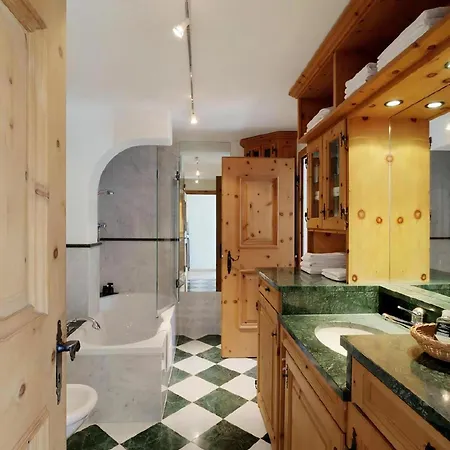Chesarina Chalet Holiday home
